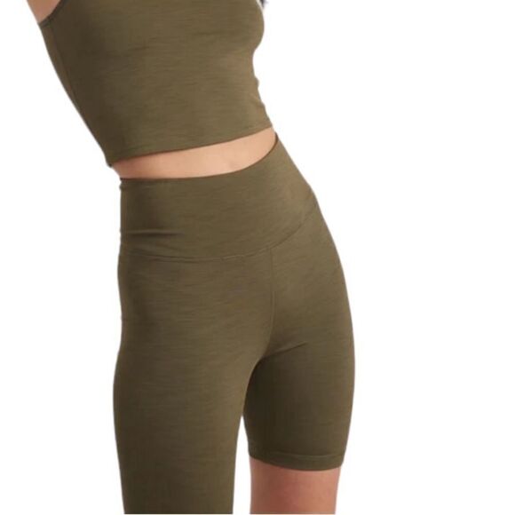 Marine Layer Studio Bike Shorts in Olive S - Picture 1 of 5